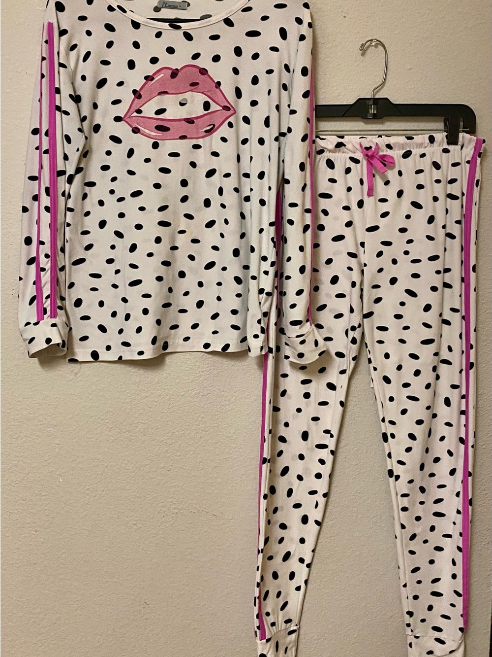 Joan Vass Polka Dot Pajama Set with Pink Lip Graphic - Size Large